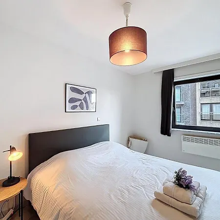 Flat Zandloper - Side Sea View In Oostduinkerke Koksijde