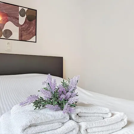 Flat Zandloper - Side Sea View In Oostduinkerke *